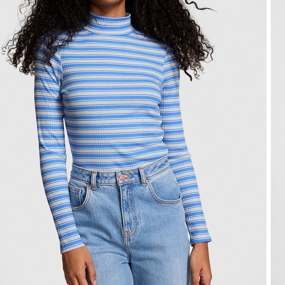 Striped Blue and White Turtleneck Top - Picture 2 of 2